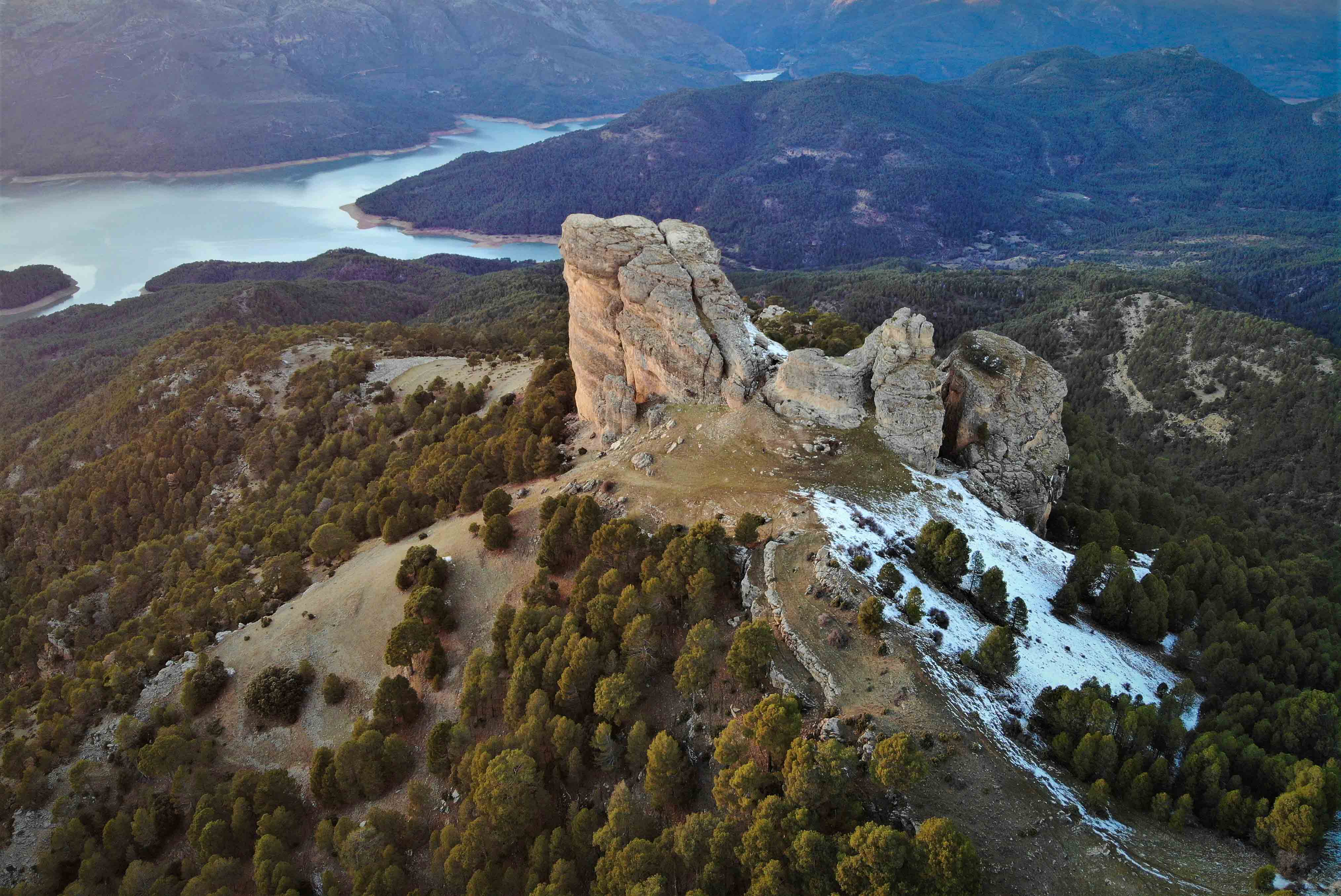 Peñamujo en Santiago-Pontones